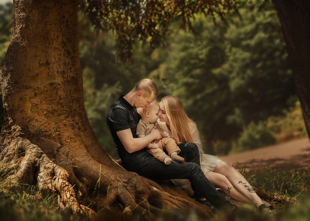 Outdoors-Family-Baby-Professional-Photoshoot-South-London-Sutton-Wallington-Cheam-Carshalton-Croydon-Purley-Morden-Wimbledon-Epsom