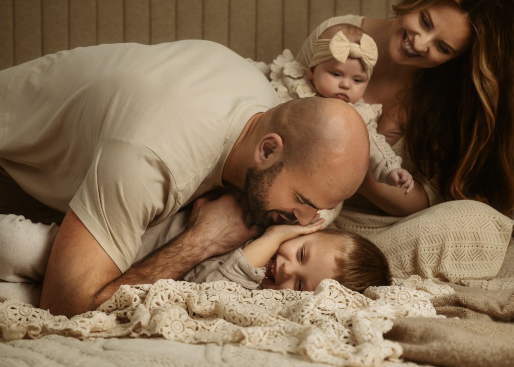 Family-Baby-Child-Photoshoot-Home-Photo-Session-Natural-Professional-Photographer-Wallington-Sutton-Surrey-London-G-SanVidPhotography-2025-018web (1)