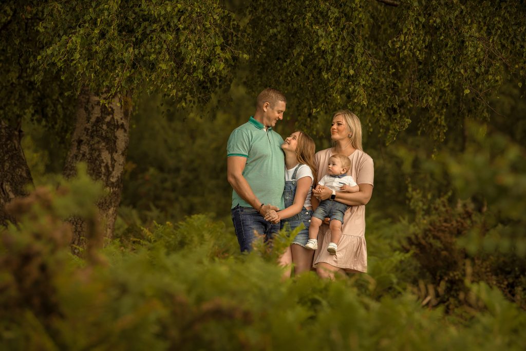 Family-Photoshoot-Wimbledon-Outdoors-Professional-Photographer