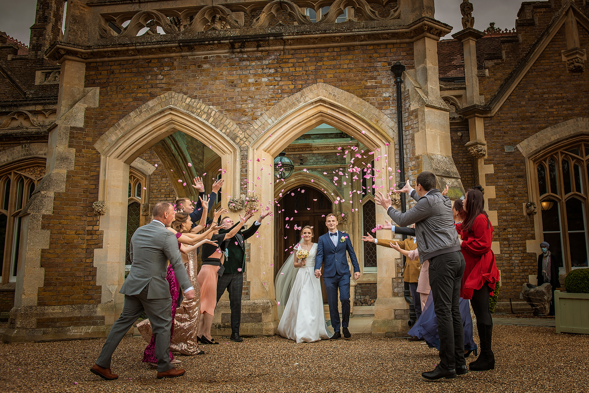 Creative Wedding Bride Groom Confetti Photography Windsor UK