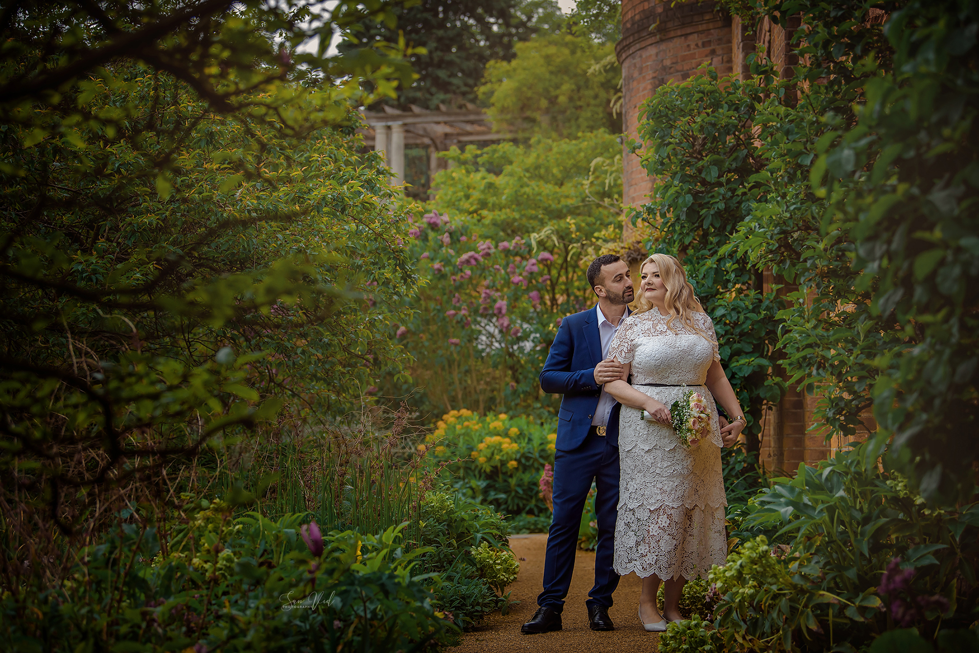 Creative Wedding Photography Couple The Hill Garden and Pergola London