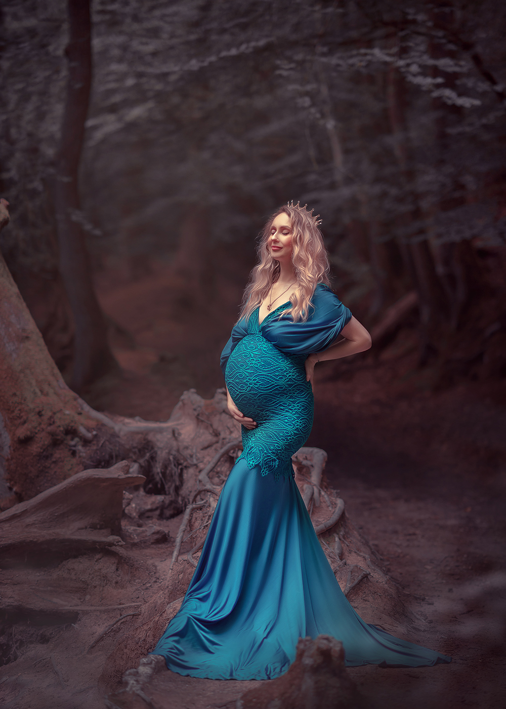 Creative Maternity Photography Farnham Surrey