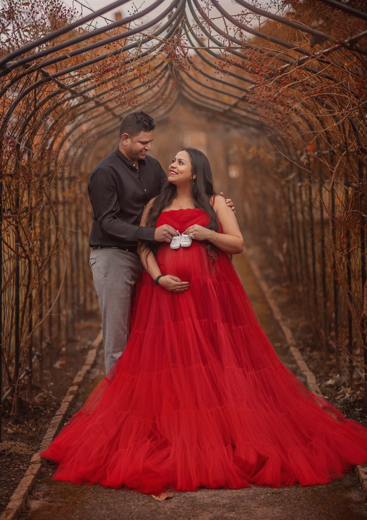 Couple-Maternity-Outdoors-Photoshoot-Red-Dress-Professional-Photography-Sutton-London-Surrey