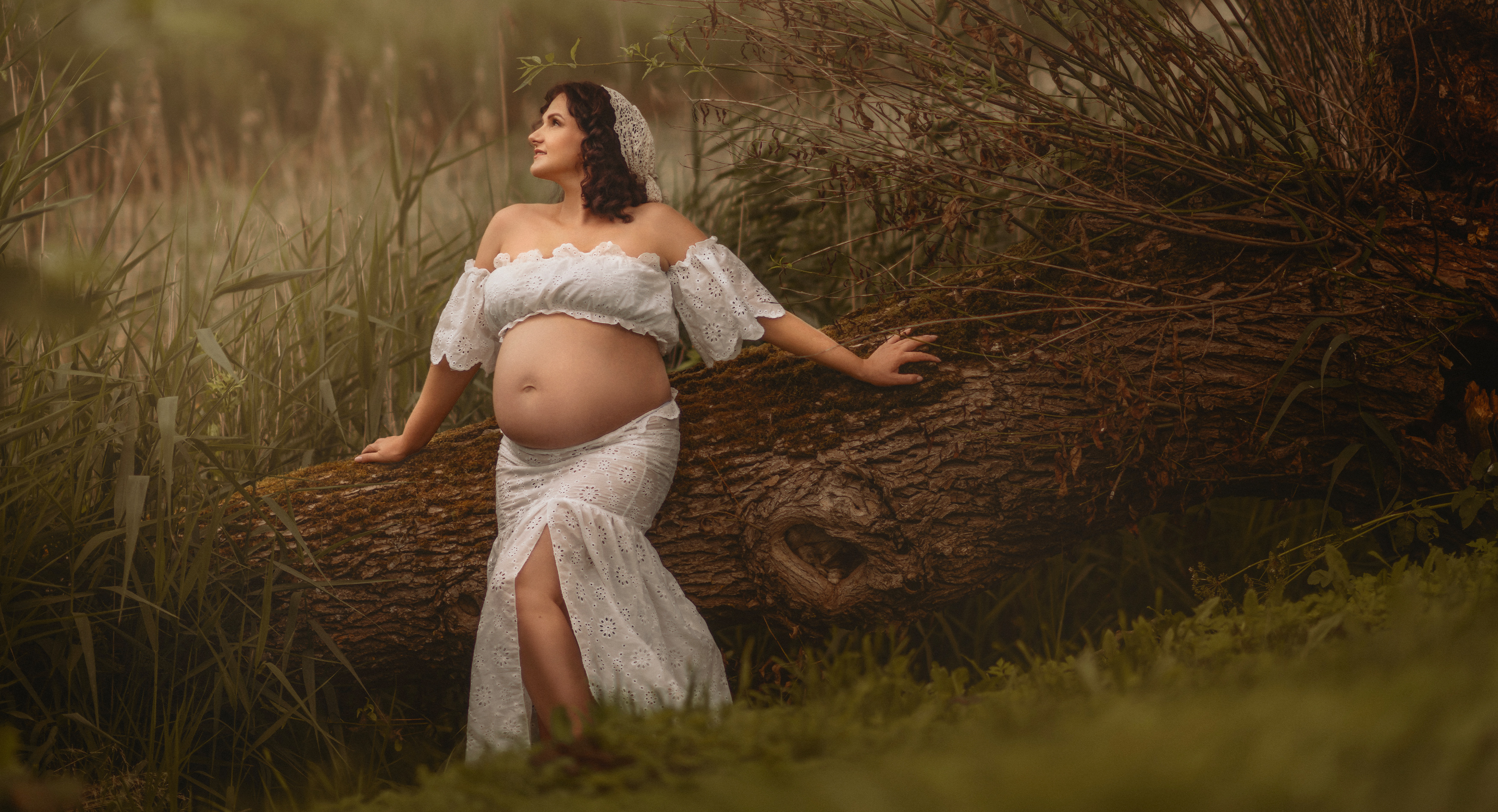 Outdoors Maternity Pregnancy Natural Portrait Photography Sutton Surrey South London Photographer 2026